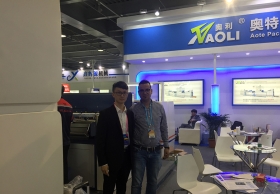 立式覆膜机会展